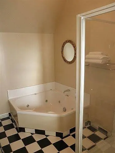 The Grange B&B Christchurch 4*,